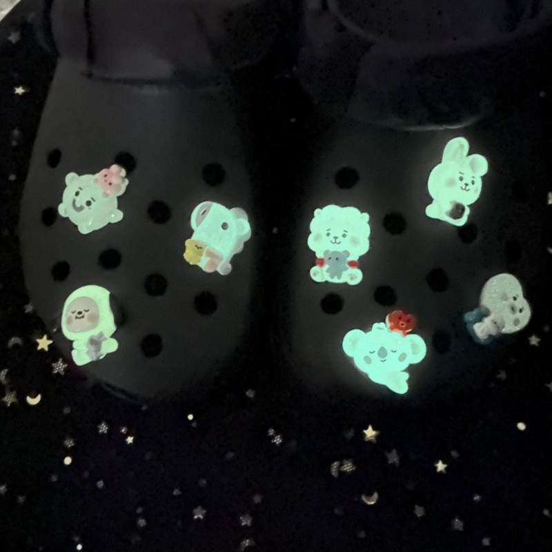 bt21 cartoon-style slip-on sho - Decor Lighting Online recension och pris